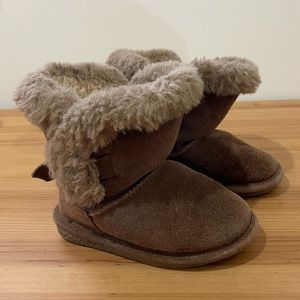 Bear paw boots - real suede with wool lining